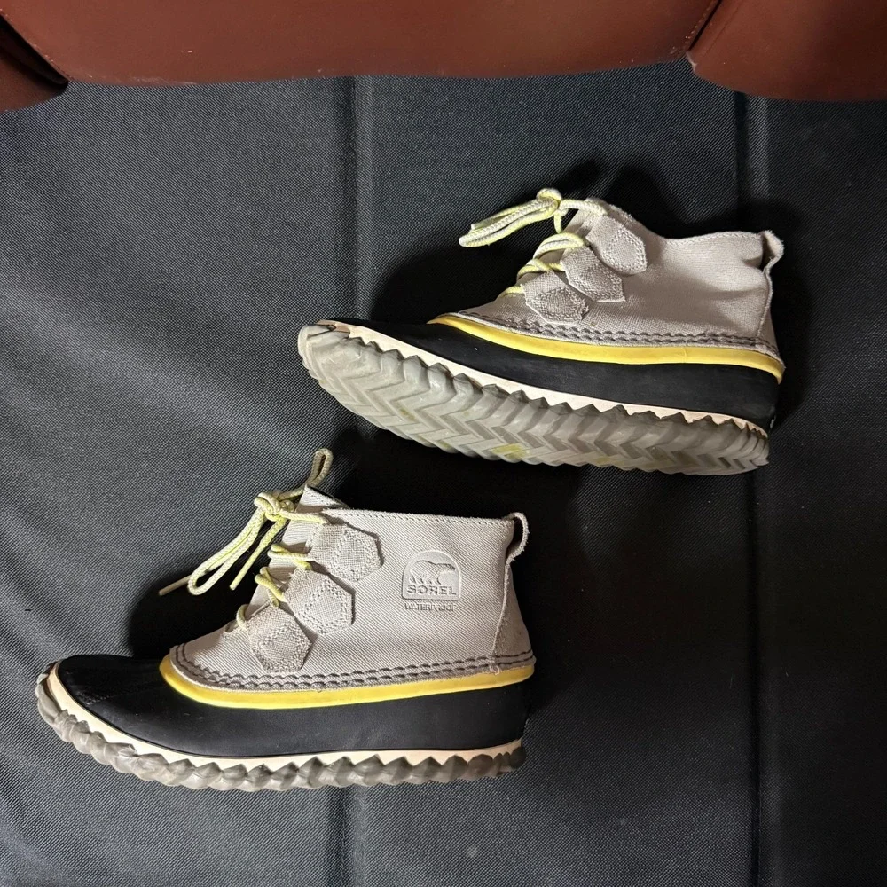 Sorel NL2339-081 Womens Waterproof Duck Boots Gray Yellow Lace‎ Up Size 5